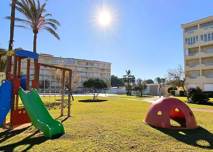 Marines Racons By Costa Apartment